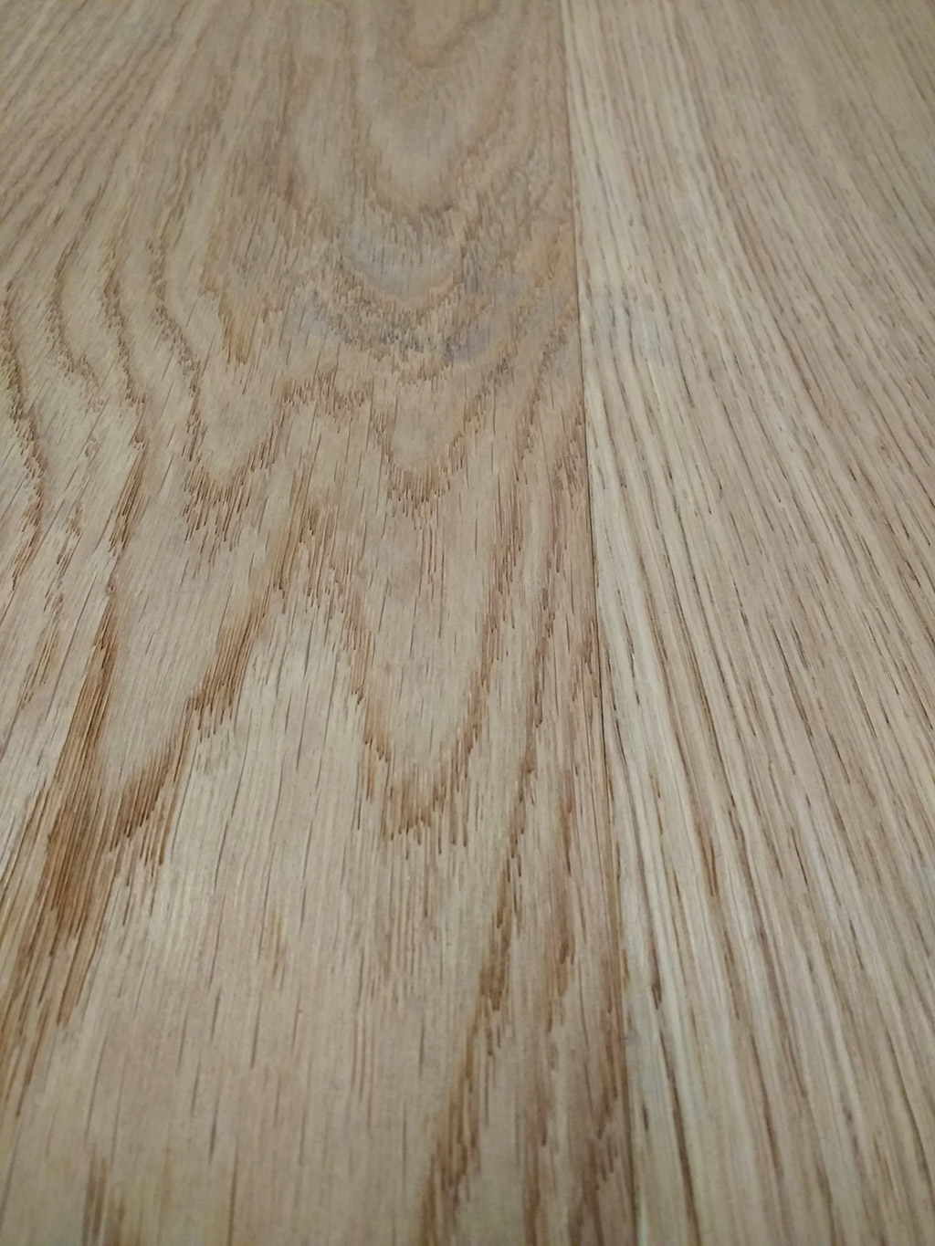 Geborstelde houten vloer